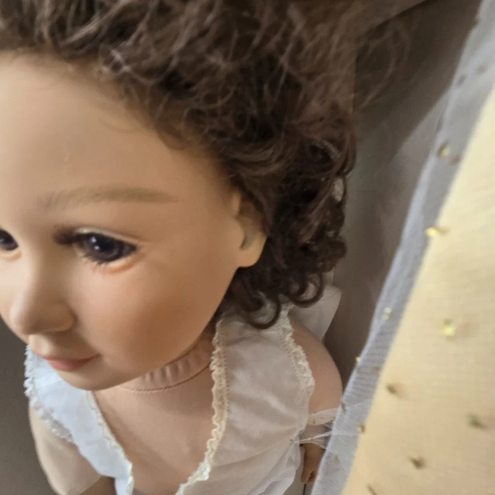 My Twinn Doll Beauty Brown Brunette Curly Hair Adorable Rare Htf w box & clothes